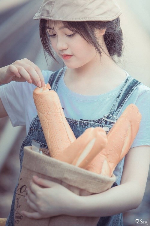 Bộ ảnh “Cô gái bán bánh mỳ” xinh đẹp thu hút mọi ánh nhìn ảnh 5