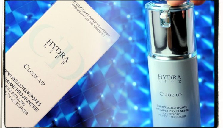 Kem dưỡng trắng da mặt Hydra Life Close-up Pore Reducing Moisturiser của Dior